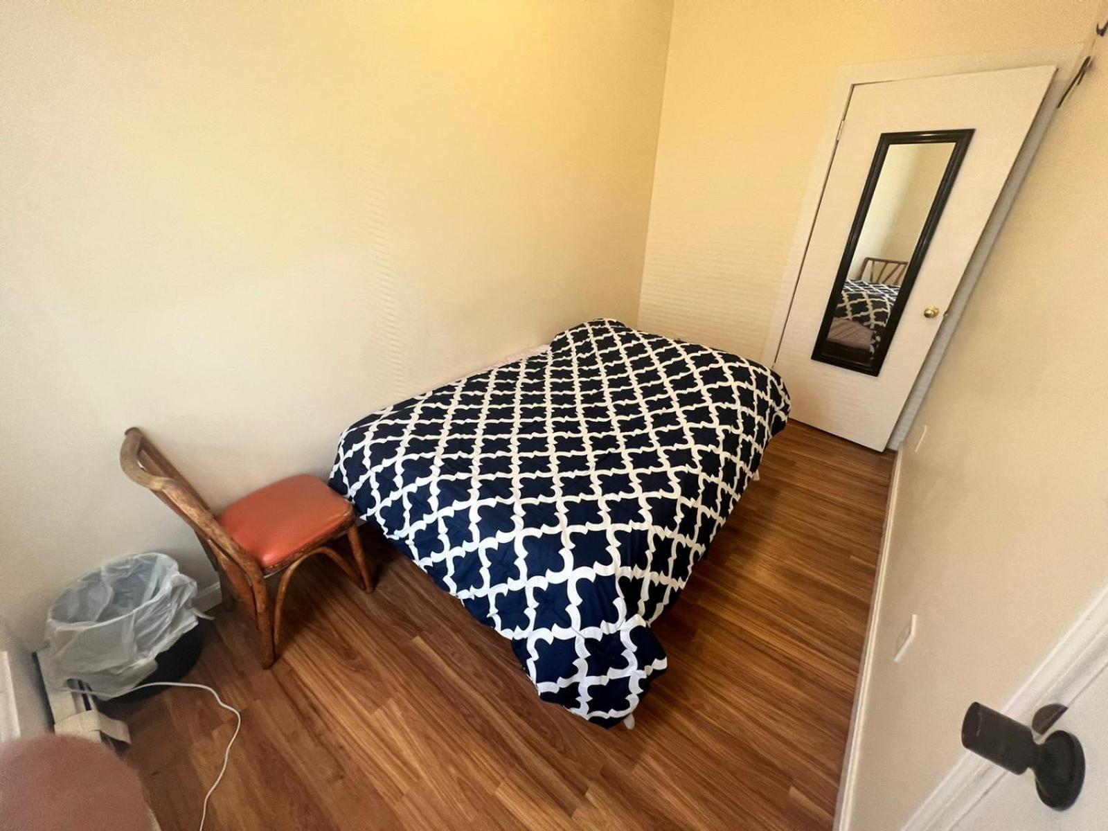 Private Bedroom Near Бостон Экстерьер фото
