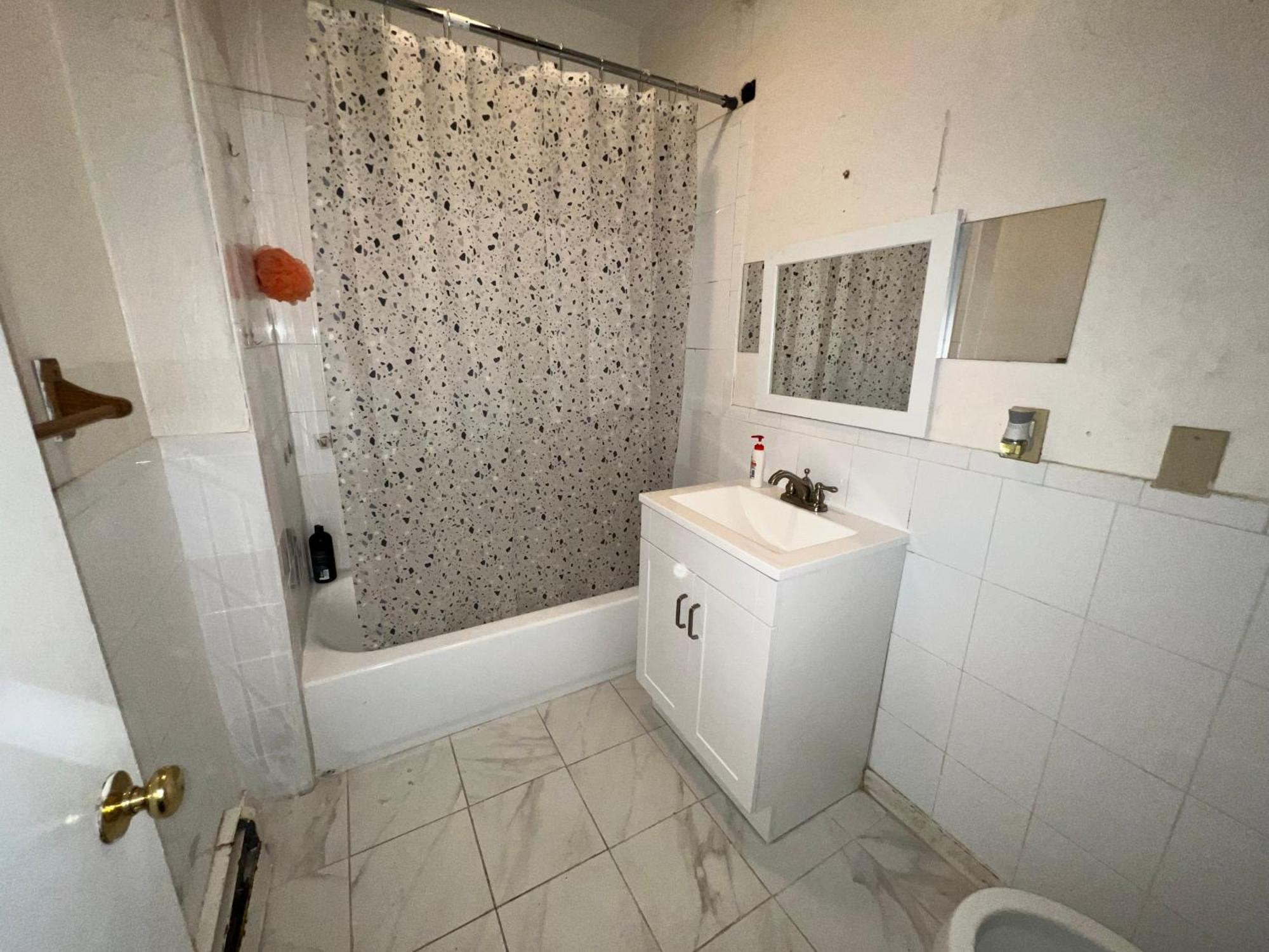 Private Bedroom Near Бостон Экстерьер фото