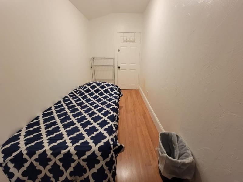 Private Bedroom Near Бостон Экстерьер фото