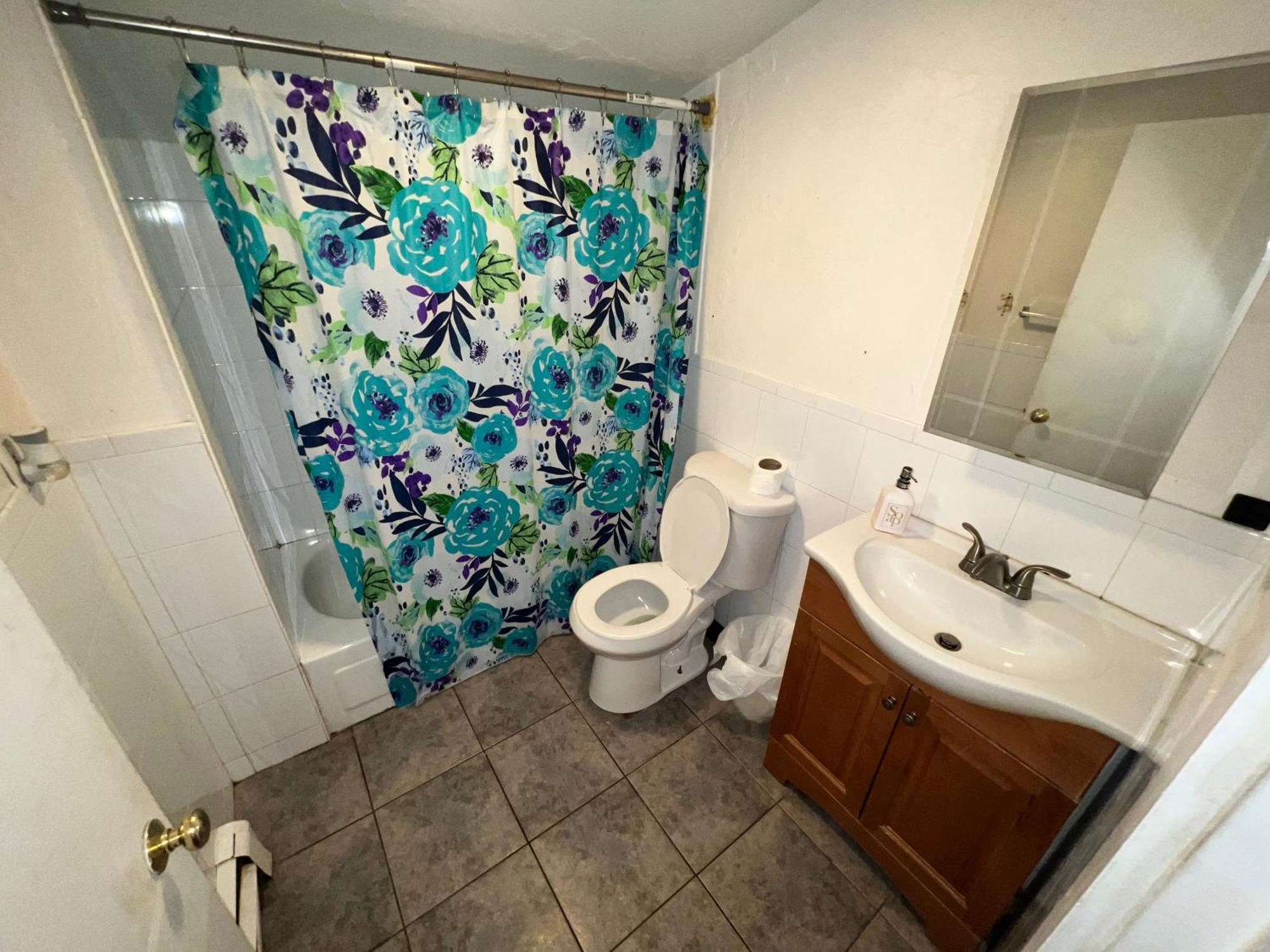 Private Bedroom Near Бостон Экстерьер фото